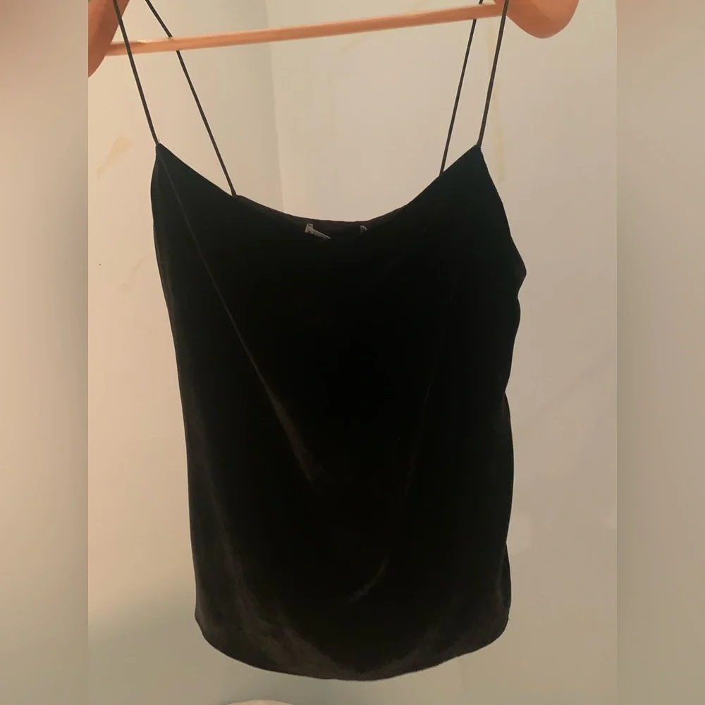NWT Alice + Olivia velvet Harmon camisole top - Picture 2 of 3